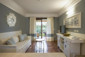Tranquil Lantana Resort Hotel Apartments 15km from Nora beach